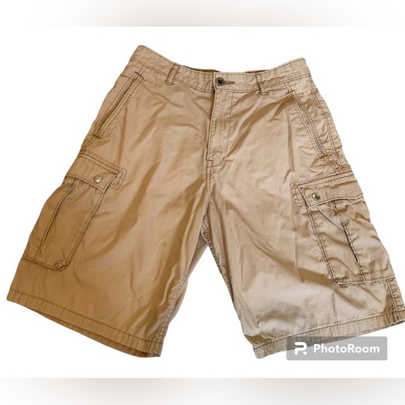 Levi’s Hiking Cargo Shorts-Size 31-Levi Strauss & Co Gorpcore Tan Pockets - Picture 1 of 12